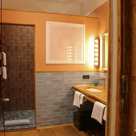 Brody House - Boutique 4*