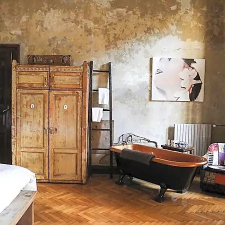 Brody House - Boutique